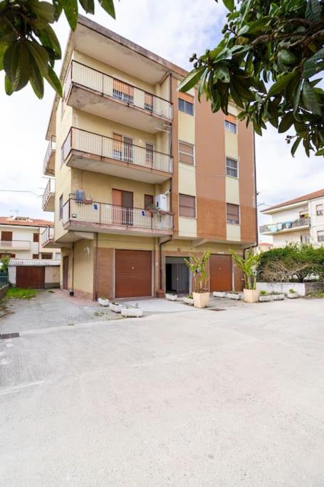 Casa Gabriella Apartment ซานเตอูเฟเมีย ลาเมเซีย ภายนอก รูปภาพ