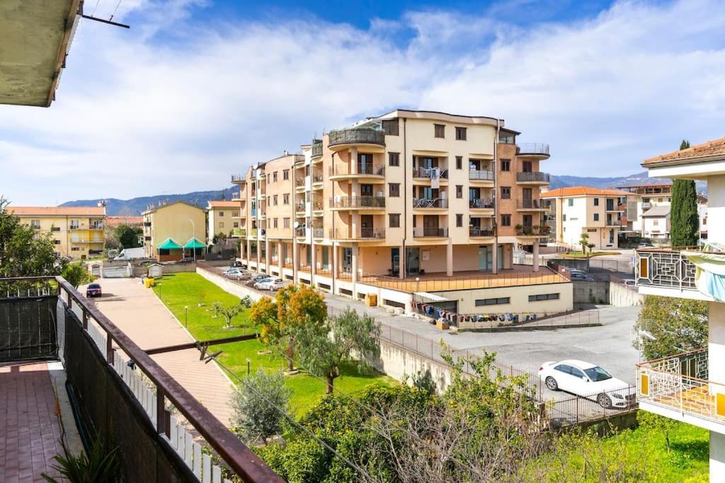 Casa Gabriella Apartment ซานเตอูเฟเมีย ลาเมเซีย ภายนอก รูปภาพ